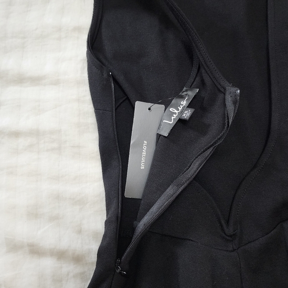 Lulus Little Black Skater Dress with Low-Cut Back Size XS NWT - Picture 8 of 8